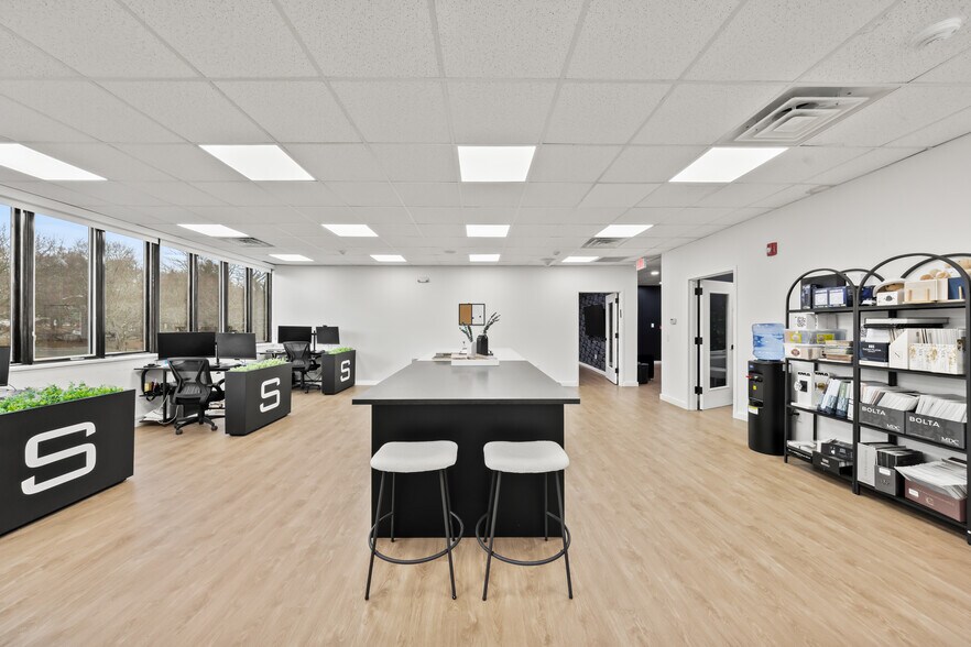 More Photos Of 200 E Eckerson Rd, New City Medical For Lease