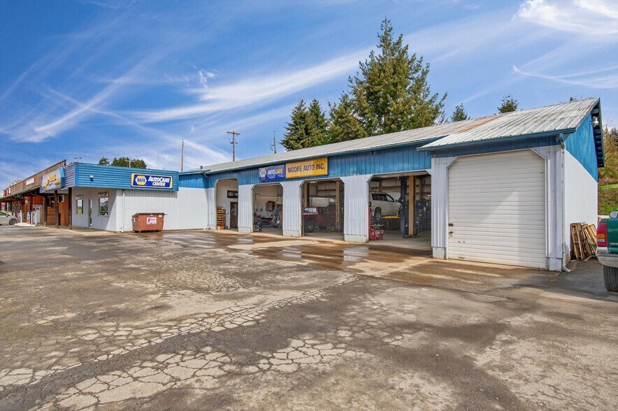 More Photos Of 305 E State Route 4, Cathlamet Auto Repair For Sale