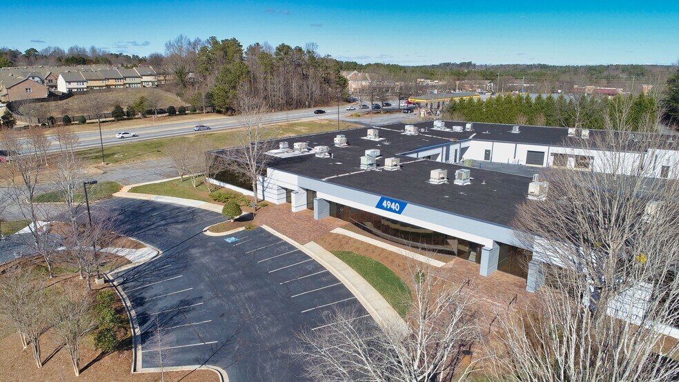 More Photos Of 4940 Peachtree Industrial Blvd, Norcross Unknown For Lease