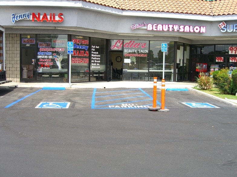 More Photos Of 831-857 Lark Ellen Ave, Azusa Unknown For Lease