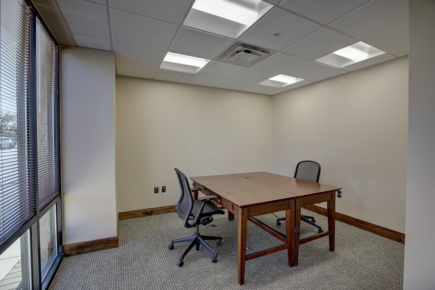 More Photos Of 810 S Rock St, Georgetown Apartments For Lease