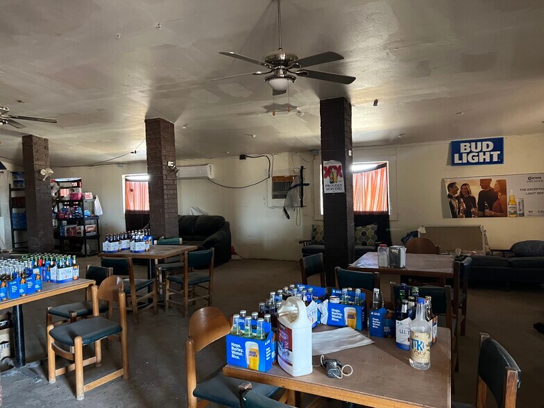 More Photos Of 1103 U.S. 385, Highway, Mccamey General Retail For Sale