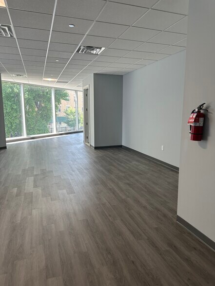More Photos Of 1301 Southern Blvd, Bronx Office For Lease