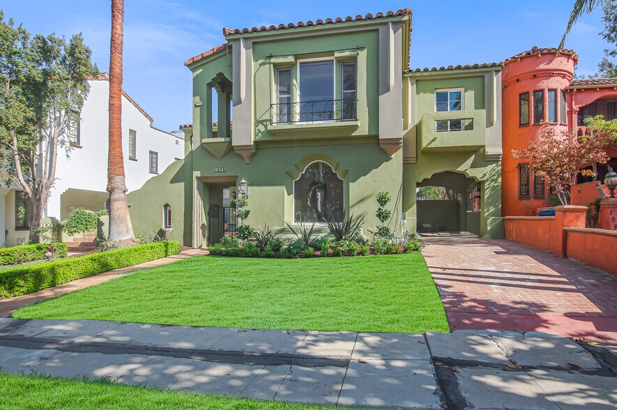 More Photos Of 1074 S Genesee Ave, Los Angeles Apartments For Sale