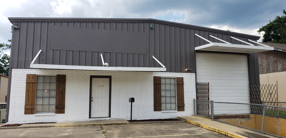 Primary Photo Of 13531 S Choctaw Dr, Baton Rouge Industrial For Sale