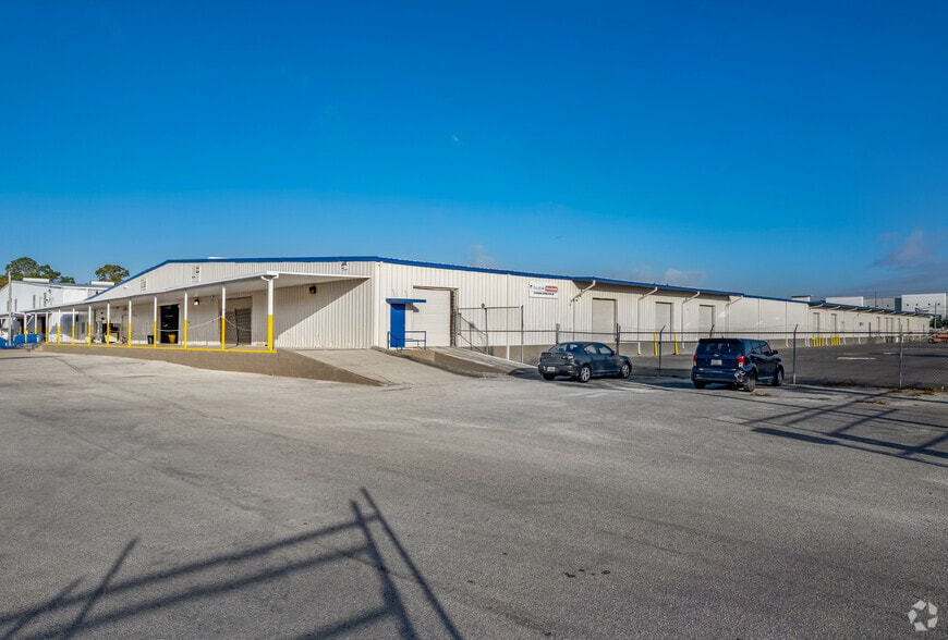 Primary Photo Of 13200 Automobile Blvd, Clearwater Warehouse For Lease