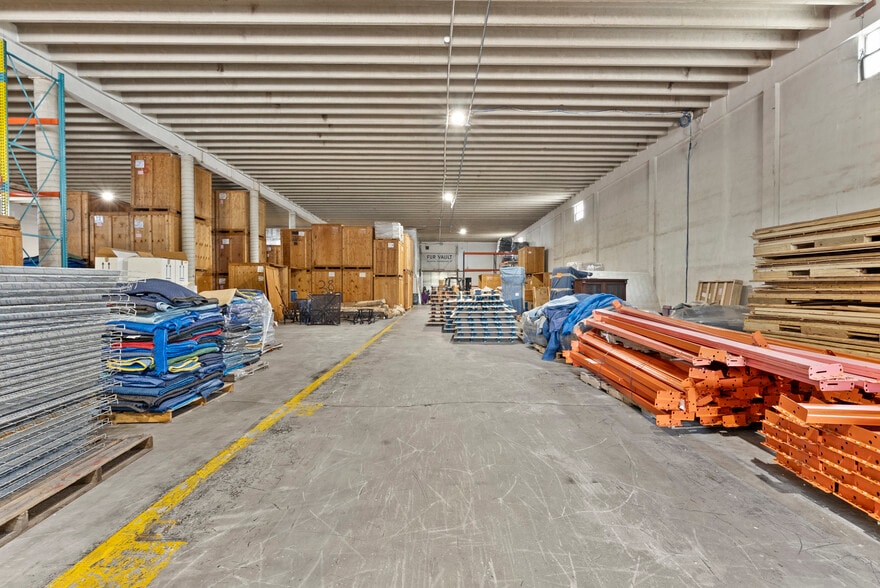 More Photos Of 2902 Tuxedo Ave, West Palm Beach Warehouse For Lease