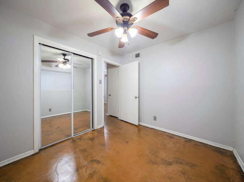 More Photos Of , Denton Unknown For Sale