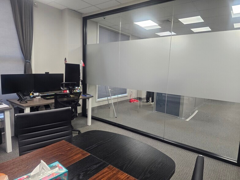 More Photos Of 375 Deer Park Ave, Babylon Medical For Lease