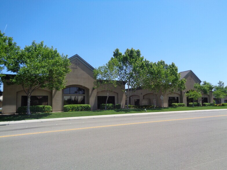 More Photos Of 580 N Wilma Ave, Ripon Office For Lease