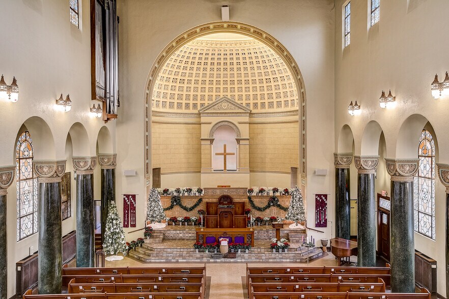 More Photos Of 1110 Guadalupe St, Austin Religious Facility For Lease