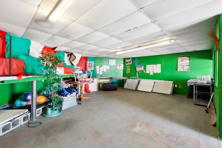 More Photos Of 7777 Saint Bernard Hwy, Arabi General Retail For Sale