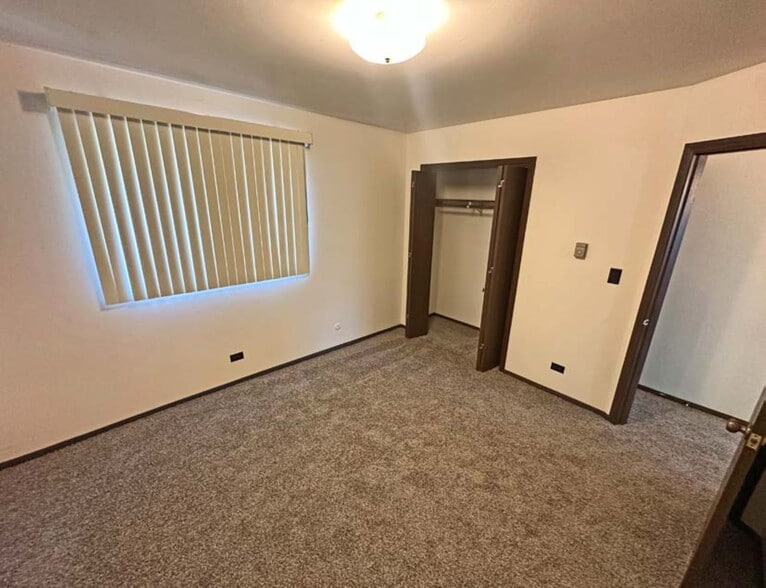 More Photos Of 1337 Willow Ct, Schererville Apartments For Sale