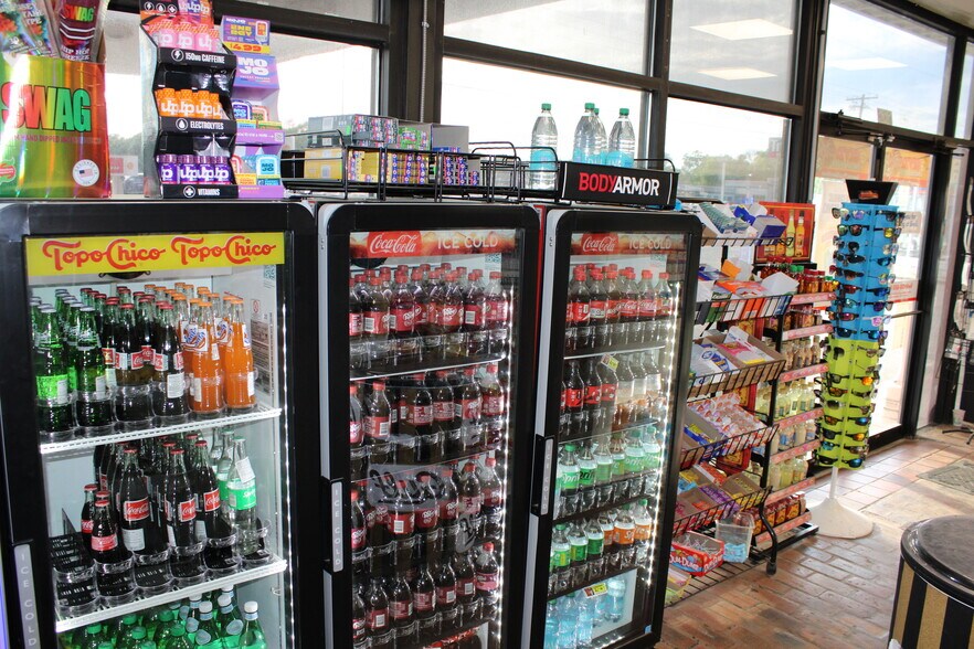 More Photos Of 303 Hwy 31, Bay Minette Convenience Store For Sale