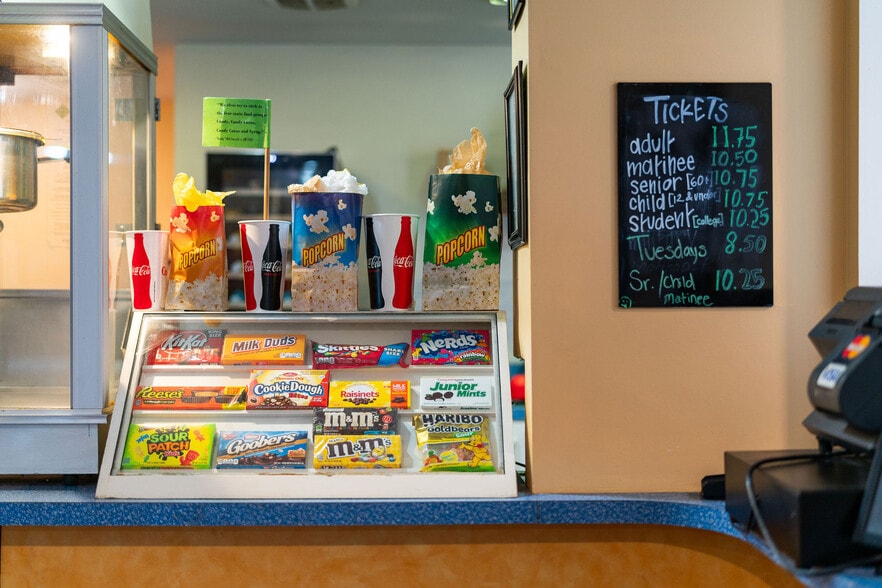 More Photos Of 12 N Augusta St, Staunton Movie Theatre For Sale