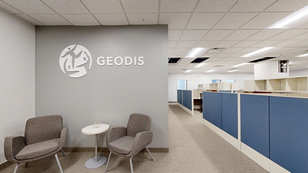 More Photos Of 9920 Franklin Square Dr, Nottingham Medical For Lease