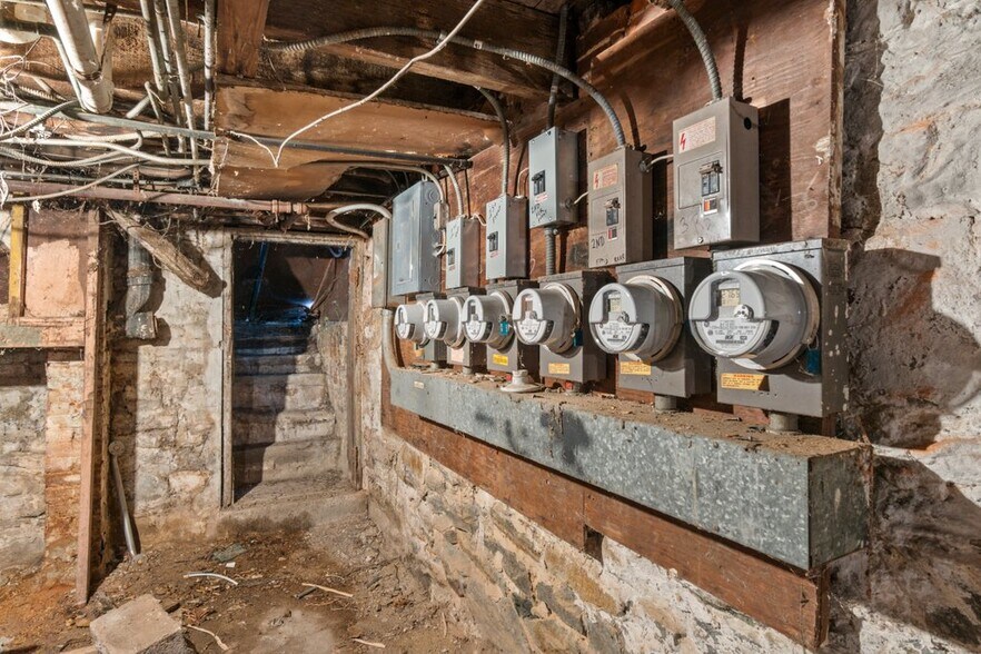 More Photos Of 2620 Maryland Ave, Baltimore Multifamily For Sale