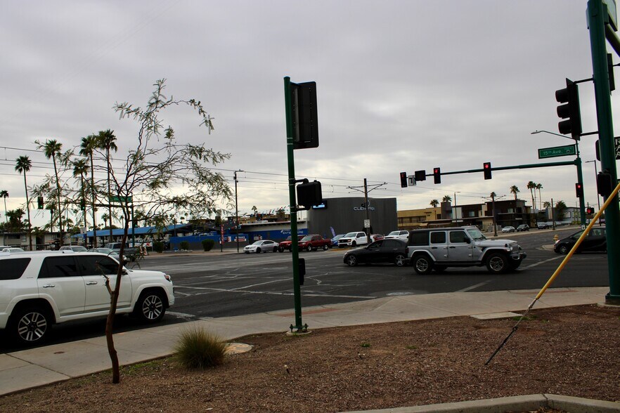 More Photos Of 1422 W Camelback Rd, Phoenix Medical For Sale