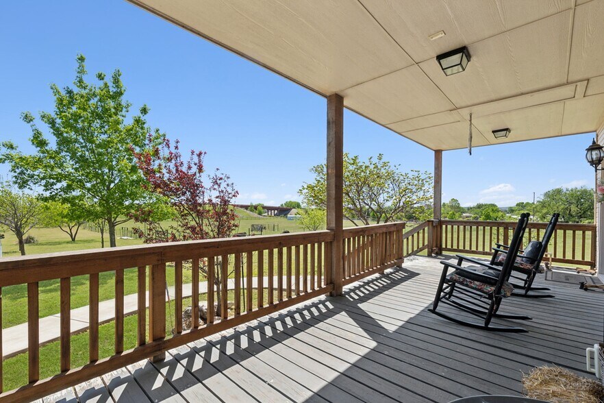More Photos Of 2301 NE Loop 567, Granbury Land For Sale