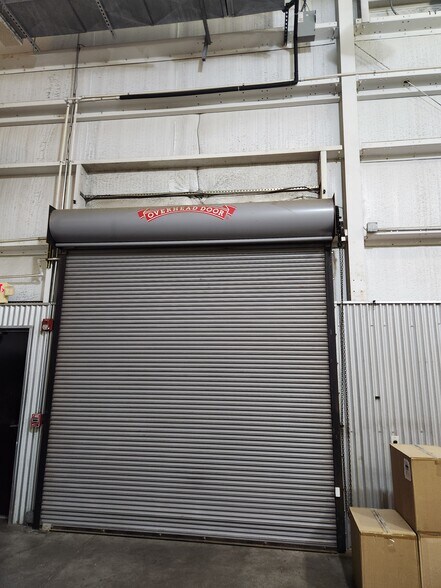 More Photos Of 153 Venture Dr, Brunswick General Retail For Sale