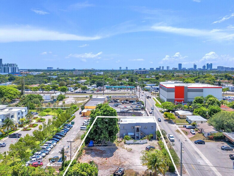 More Photos Of 2135-2237 Washington St, Hollywood Apartments For Sale