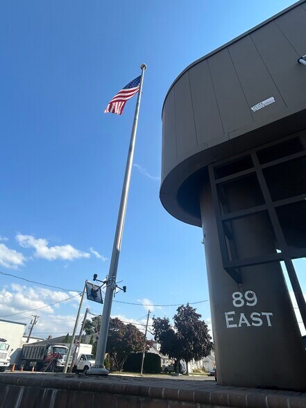 More Photos Of 89 E Jericho Tpke, Mineola Office For Sale