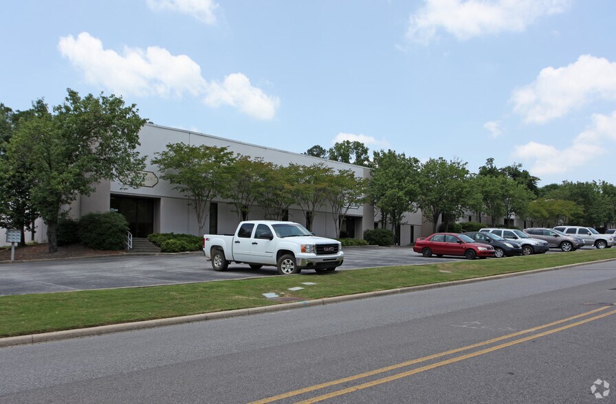 More Photos Of 3580 Lorna Ridge Dr, Vestavia Hills Flex For Lease