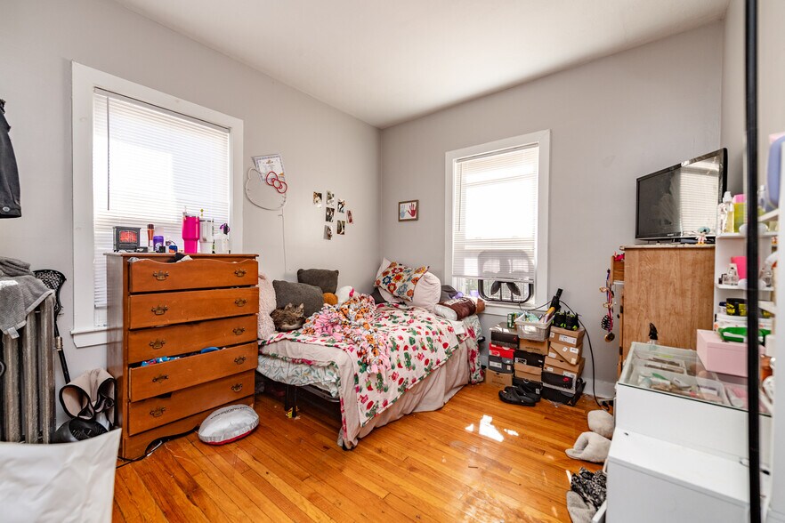 More Photos Of 140 Callender St, Boston Apartments For Sale