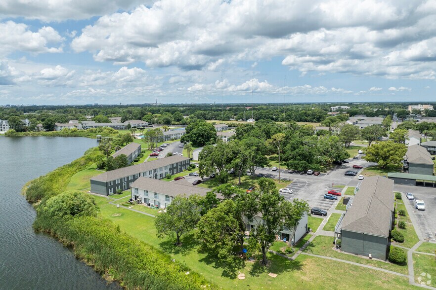 More Photos Of 6900 Concord Dr, Tampa Apartments For Sale