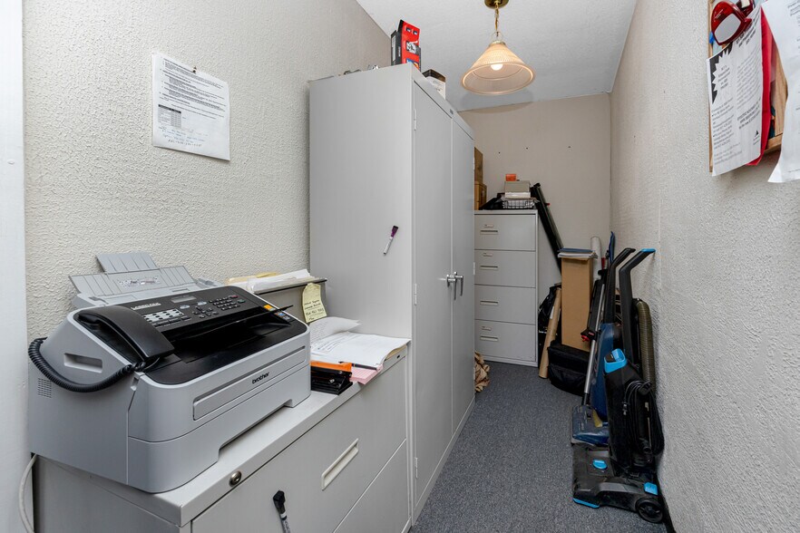 More Photos Of 14385 Walsingham Rd, Largo Office For Sale