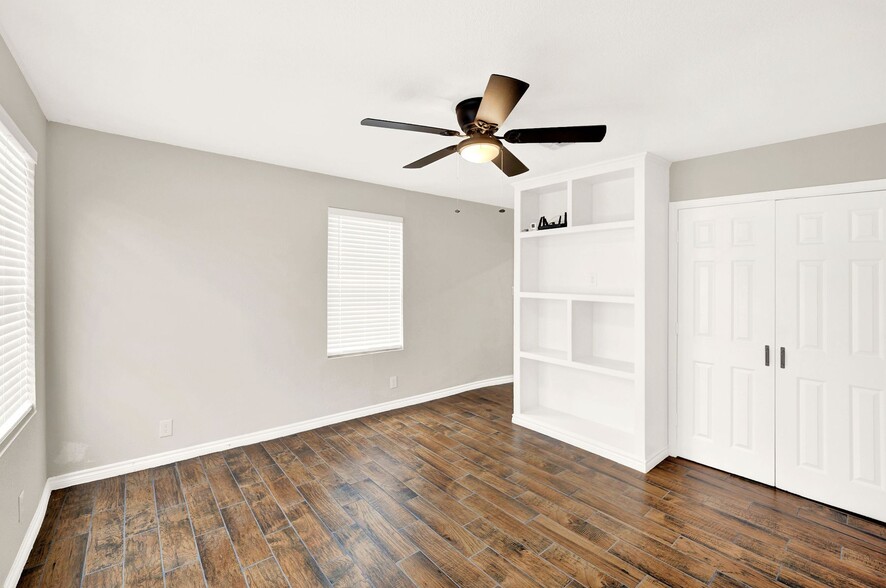 More Photos Of 285 San Antonio, Leming Multifamily For Sale