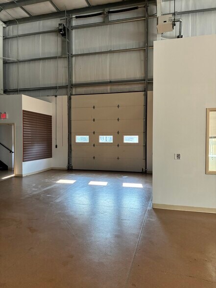 More Photos Of 1115 Lancaster Ave, Columbia Industrial For Lease