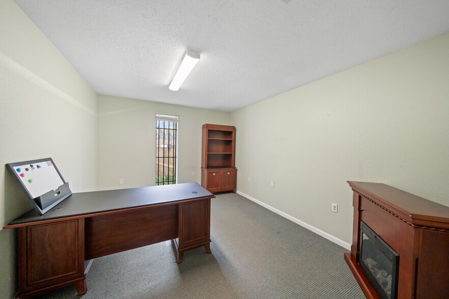 More Photos Of 19962 Lowe Ln, New Caney Manufacturing For Sale