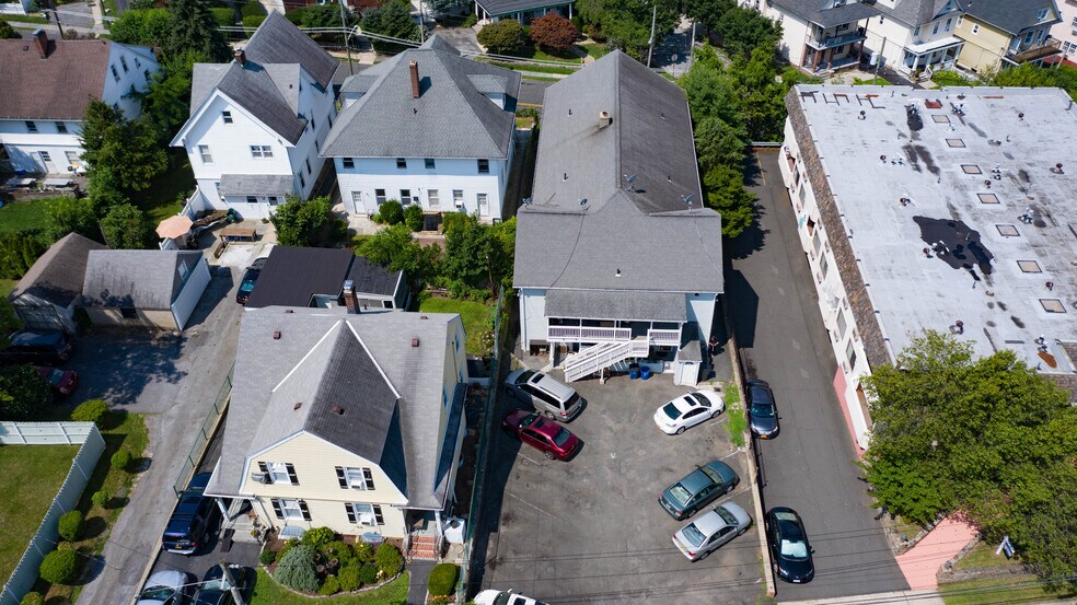 More Photos Of 291 S Lexington Ave, White Plains Apartments For Sale