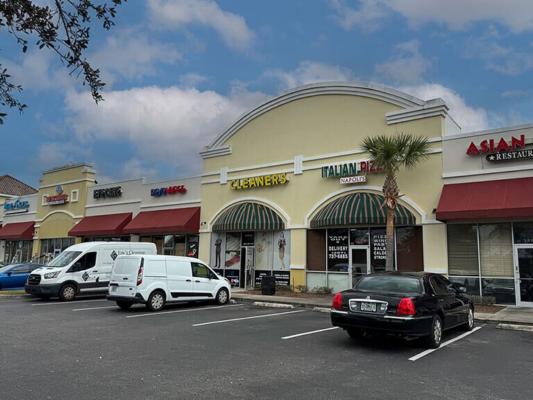 More Photos Of 222 Neighborhood Market Rd, Orlando Freestanding For Sale