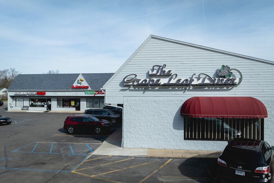 More Photos Of 909 S McCord Rd, Holland Unknown For Lease