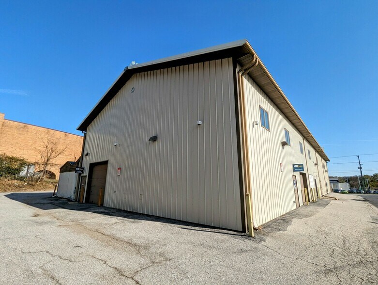 More Photos Of 9405 Liberty Rd, Randallstown Freestanding For Sale