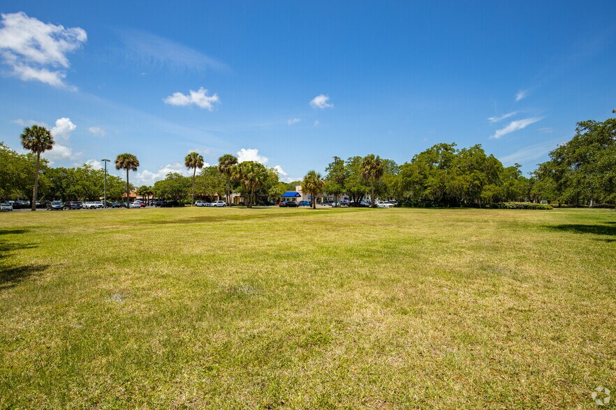 More Photos Of 1800-1909 W Hibiscus Blvd, Melbourne Office For Lease