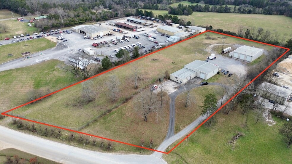 Primary Photo Of 185 Industrial Dr, Chickamauga Industrial For Sale