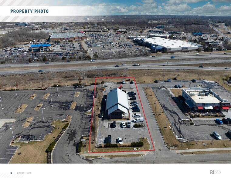 More Photos Of 4641 S Cochise Dr, Independence Restaurant For Sale