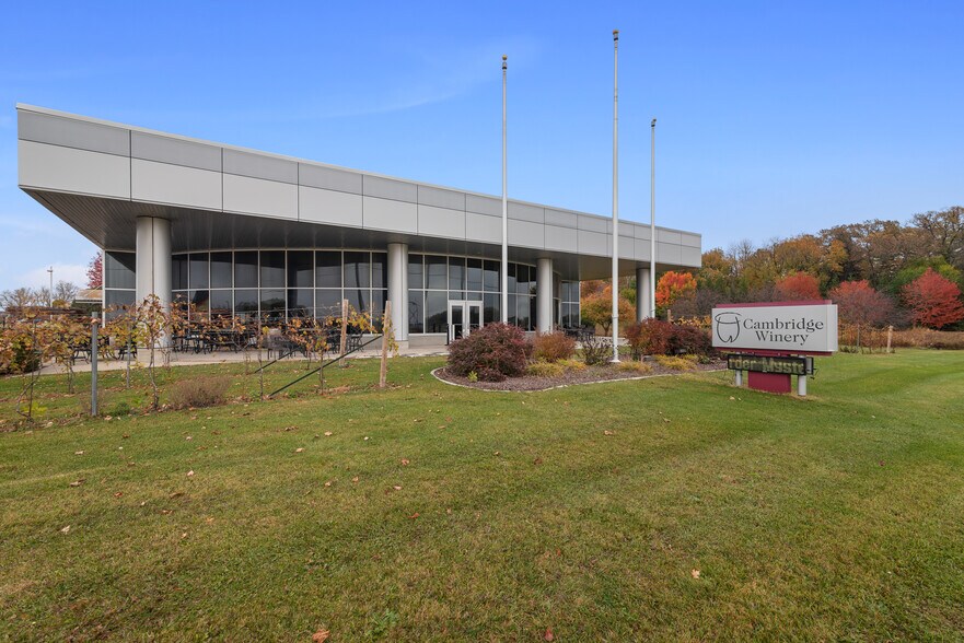 More Photos Of 600 Kenseth Way, Cambridge Lodge Meeting Hall For Sale