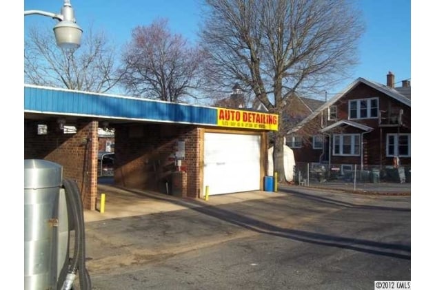 More Photos Of 230 S College Ave, Newton Carwash For Sale