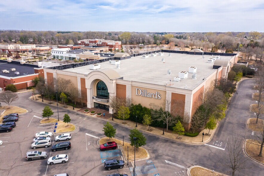 More Photos Of 4674 Merchants Park Cir, Collierville Unknown For Lease