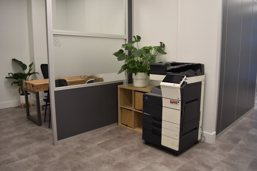 More Photos Of 95 King St E, Toronto Office For Sale