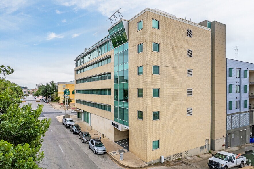More Photos Of 1011 San Jacinto Blvd, Austin Office For Lease