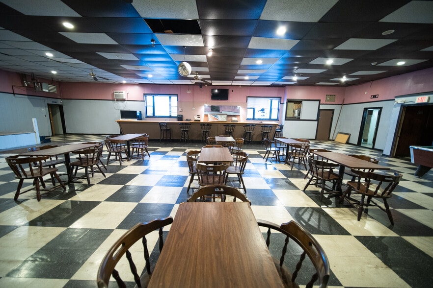 More Photos Of 418 S Front St, New Bedford Warehouse For Sale