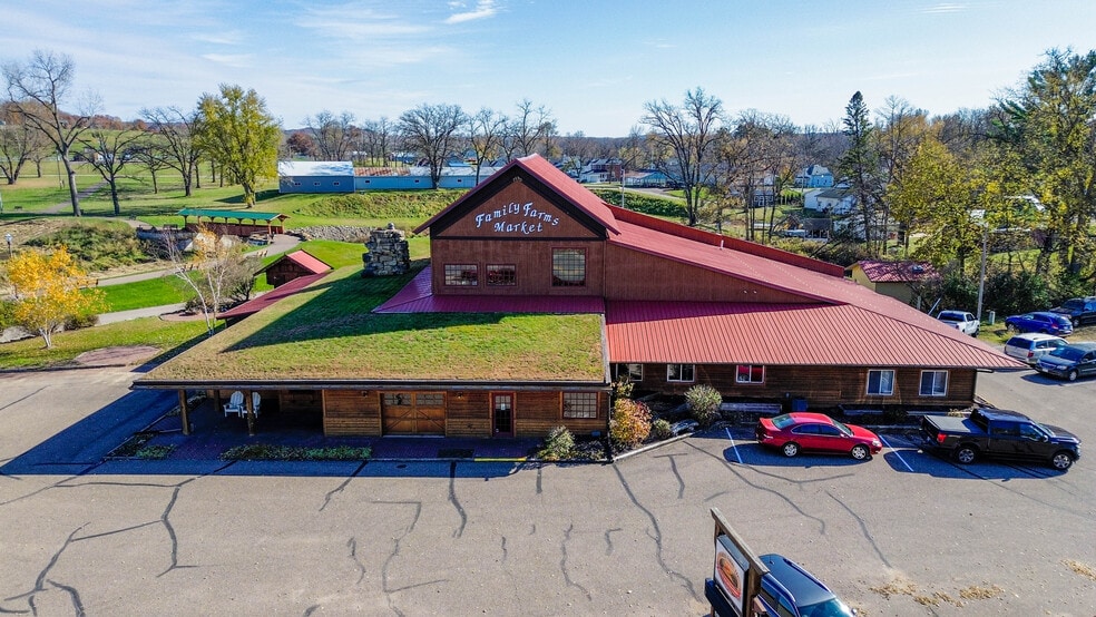 Primary Photo Of 50684 Main S st, Eleva Refrigeration Cold Storage For Sale