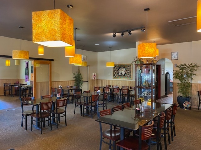 More Photos Of 162 N 6th St, Lander Specialty For Sale