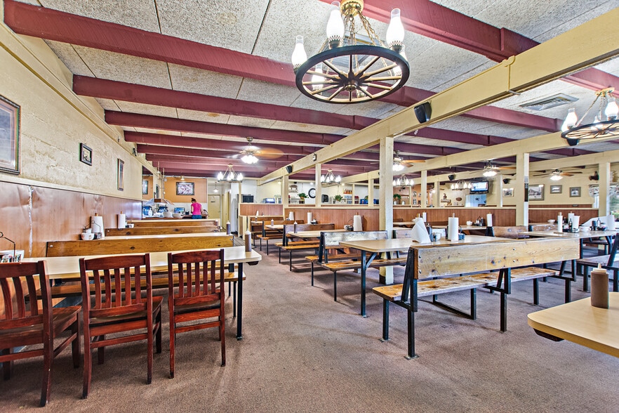 More Photos Of 3000 Cypress Gardens Rd, Winter Haven Restaurant For Sale