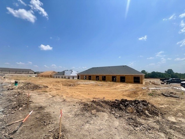 More Photos Of E. Melissa Rd. and Central Expressway (US-75), Melissa Office For Sale
